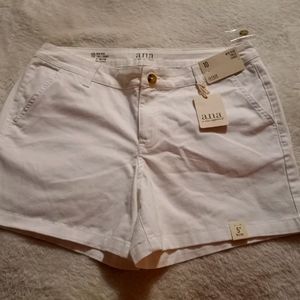 A.n.a A New Approach 5" Ins Mid Rise Twill Shorts